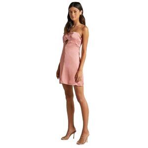 🆕 SHOWPO KENZIN DRESS IN BLUSH SATIN size 4